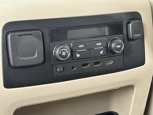 Used 2018 GMC Yukon Denali w/ Denali Ultimate Package image 14