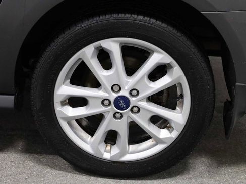 Used 2015 Ford Transit Connect Titanium image 36
