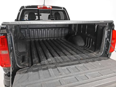 Certified 2022 Chevrolet Colorado Z71 AWD/4WD image 8