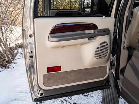 Used 2003 Ford Excursion Limited image 27