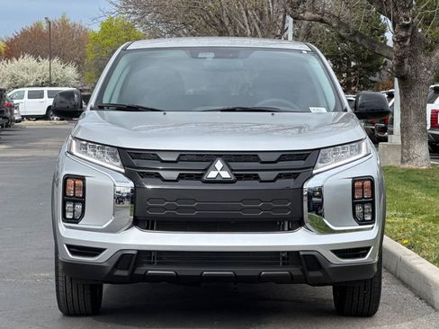 New 2026 Mitsubishi Outlander Sport LE AWD/4WD image 9