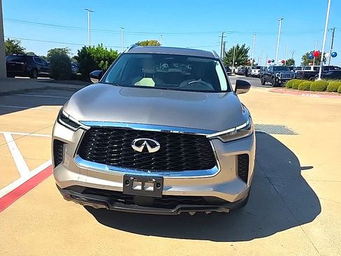 Used 2023 INFINITI QX60 Luxe w/ Cargo Package AWD/4WD image 3