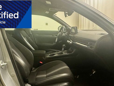 Used 2023 Honda Civic Sport image 8