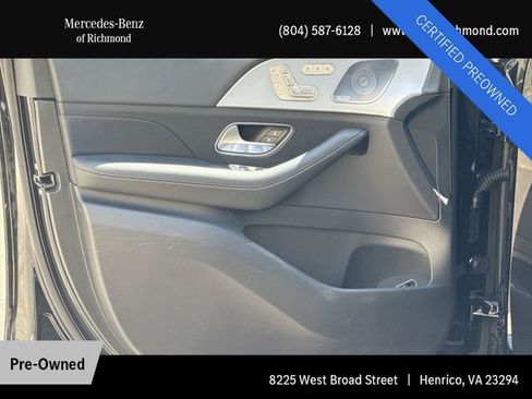 Used 2025 Mercedes-Benz GLS 450 4MATIC image 11