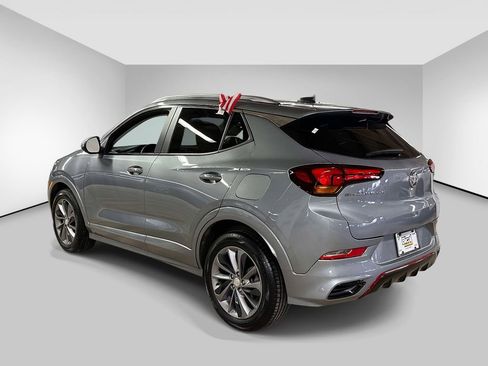 Used 2023 Buick Encore GX Select w/ Sport Touring Package FWD image 3