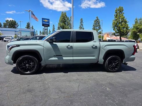 Used 2024 Toyota Tundra Limited AWD/4WD image 4