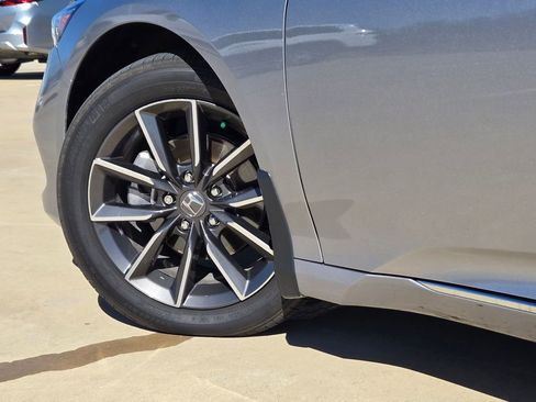 Used 2022 Honda Accord EX-L image 31