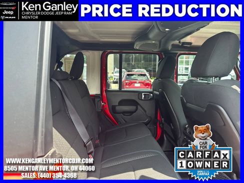 Certified 2025 Jeep Wrangler Unlimited Rubicon 4xe w/ Safety Group AWD/4WD image 25