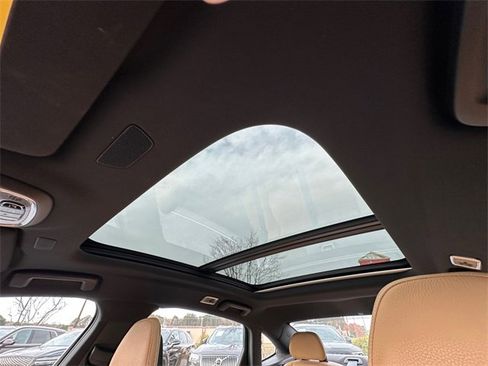 Used 2018 Volvo S90 T5 Momentum w/ Convenience Package image 27