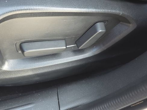 Used 2019 MAZDA CX-5 Touring FWD image 16