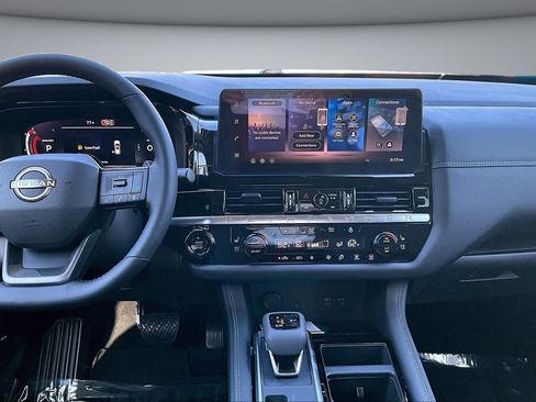 New 2026 Nissan Pathfinder Platinum AWD/4WD image 6