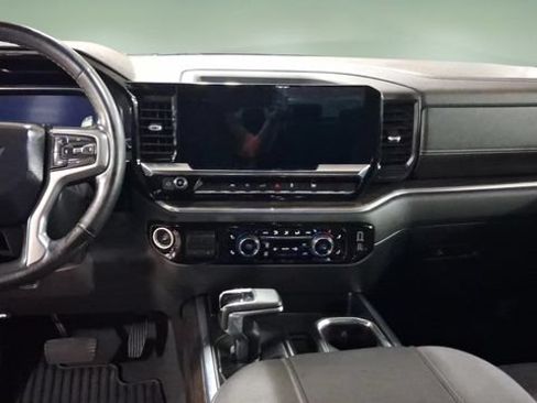 Used 2023 Chevrolet Silverado 1500 RST AWD/4WD image 9