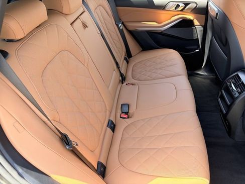Used 2026 BMW X5 sDrive40i w/ Premium Package RWD image 14