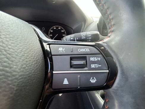 Used 2025 Honda HR-V Sport image 25