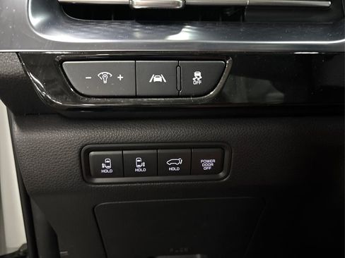 Used 2024 Kia Carnival SX Prestige image 42