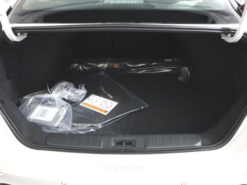Certified 2025 Nissan Sentra SV w/ Trunk Package image 9