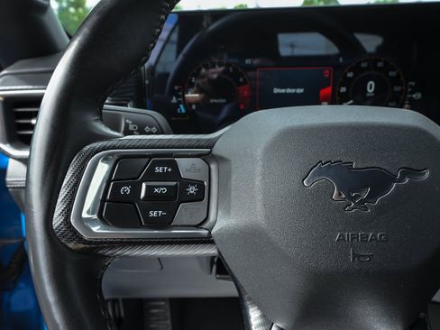 Used 2025 Ford Mustang Premium RWD image 19