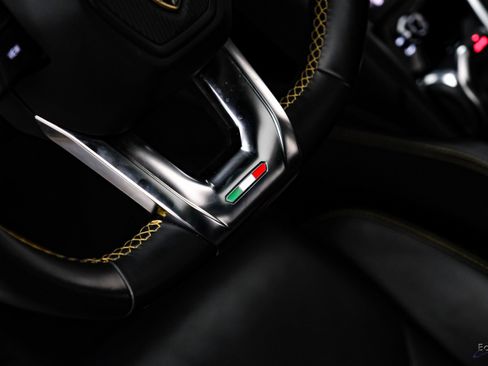 Used 2021 Lamborghini Urus image 50