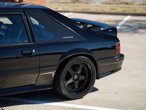 Used 1993 Ford Mustang Cobra image 19