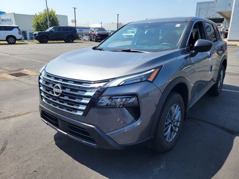 New 2026 Nissan Rogue S image 10