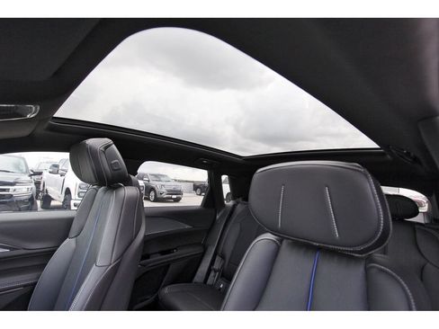 New 2027 Cadillac Lyriq Sport AWD/4WD image 23