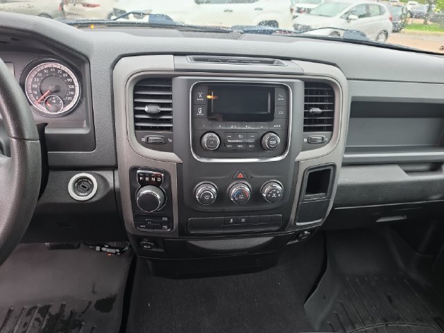 Used 2019 RAM 1500 Express AWD/4WD image 17