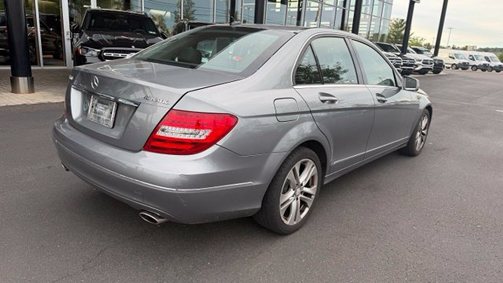 Used 2013 Mercedes-Benz C 300 4MATIC Sedan image 7
