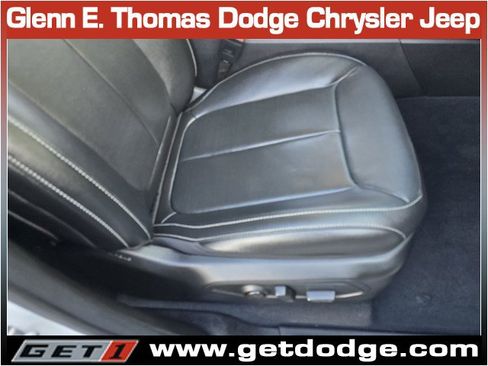 Certified 2023 Jeep Grand Cherokee Limited w/ Luxury Tech Group II image 34