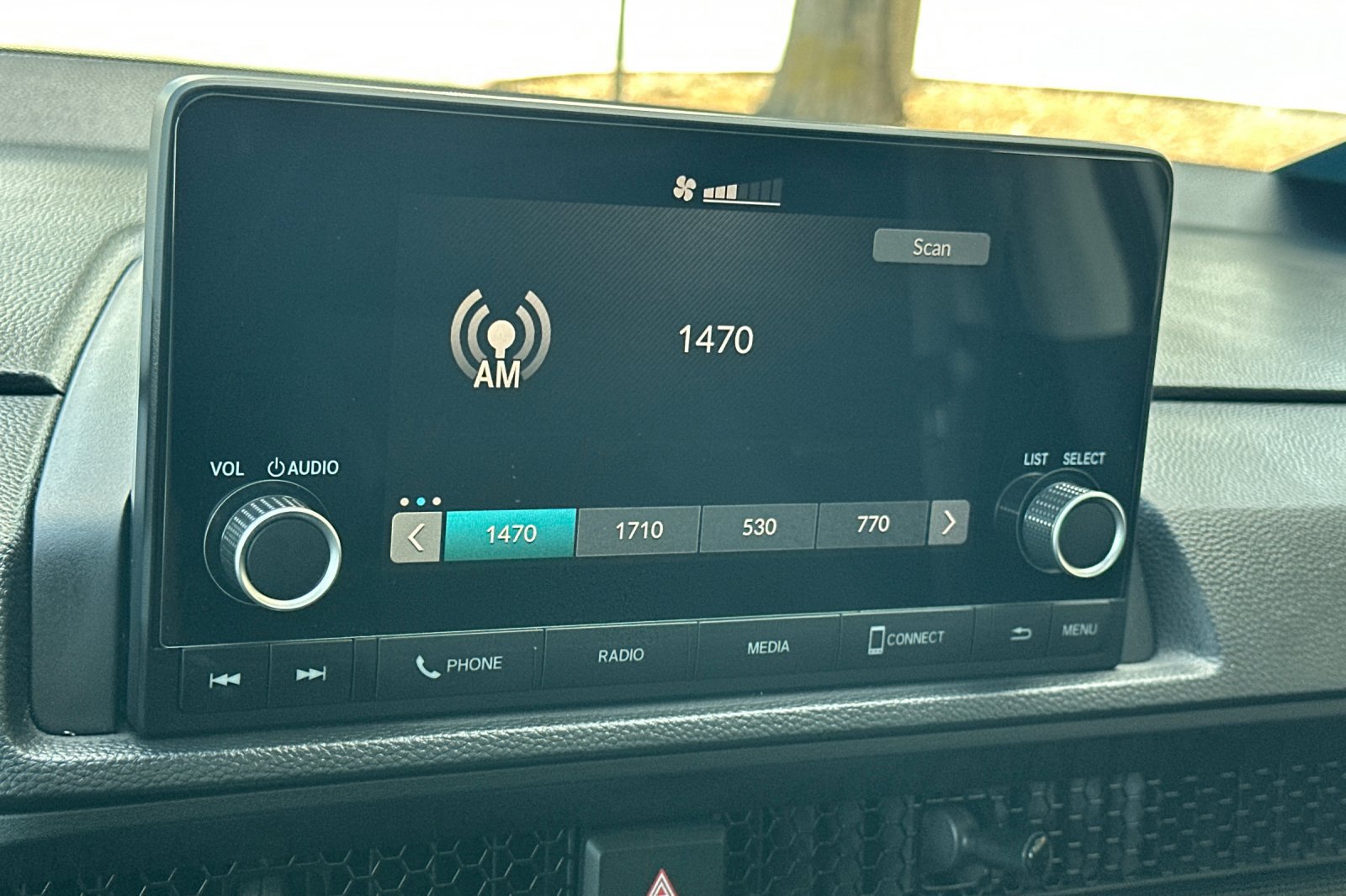 Used 2024 Honda CR-V EX image 18