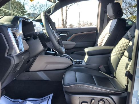 New 2026 GMC Canyon Denali image 20