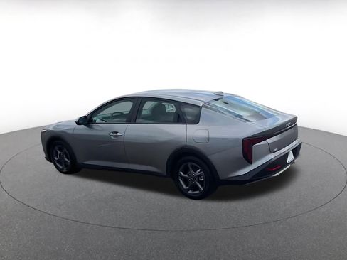 Used 2025 Kia K4 FWD image 9