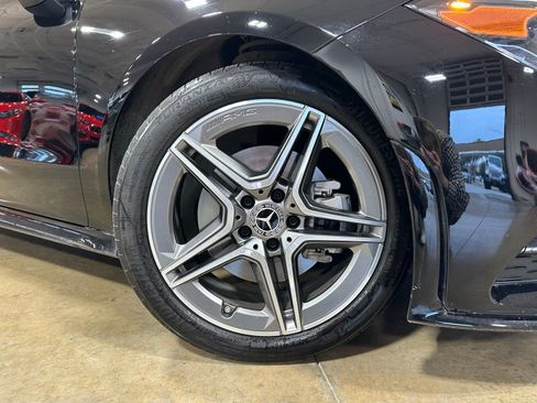 Used 2023 Mercedes-Benz CLA 250 image 9