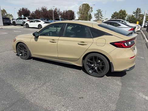 Used 2025 Honda Civic Sport image 5