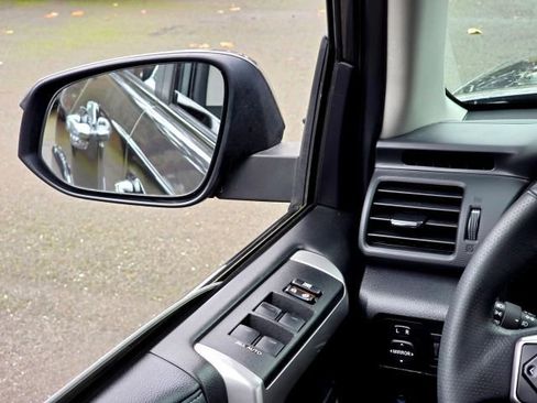 Used 2019 Toyota 4Runner Limited image 15