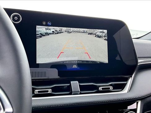 New 2026 Chevrolet Equinox LT FWD image 16