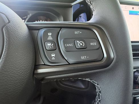 New 2026 Jeep Gladiator Mojave w/ Safety Group AWD/4WD image 24