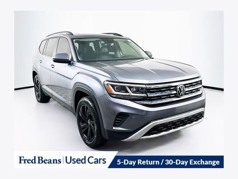 Used 2023 Volkswagen Atlas SE w/ Panoramic Sunroof Package image 1