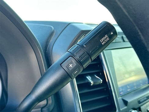 Used 2022 Ford F250 XLT w/ Black Appearance Package image 22