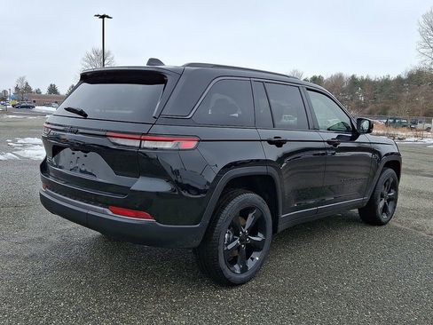 New 2026 Jeep Grand Cherokee Limited w/ Limited Altitude Package AWD/4WD image 8