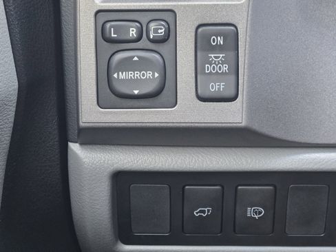 Used 2013 Toyota Sequoia Limited RWD image 18
