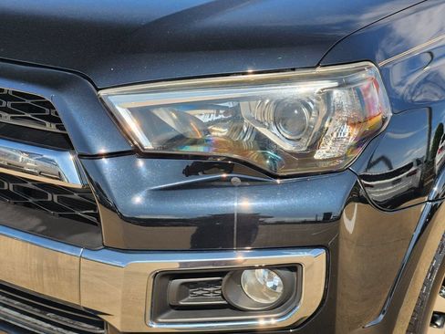 Used 2018 Toyota 4Runner Limited RWD image 9