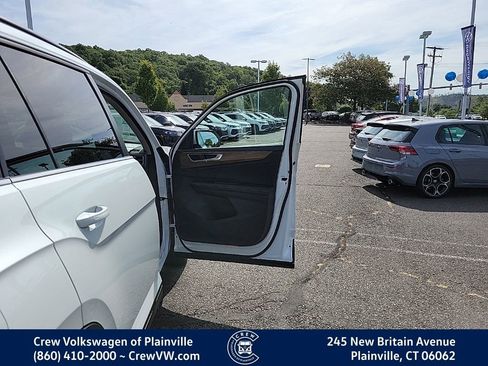 New 2026 Volkswagen Atlas SE image 39