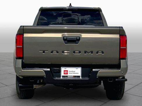 Used 2026 Toyota Tacoma TRD Sport RWD image 5