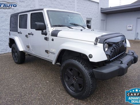 Used 2007 Jeep Wrangler Unlimited Sahara w/ Trailer Tow Group image 1
