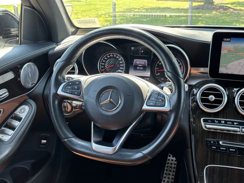 Used 2017 Mercedes-Benz GLC 43 AMG 4MATIC image 20