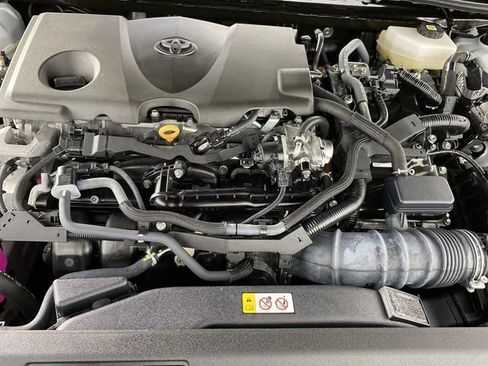 Used 2025 Toyota Camry XSE AWD/4WD image 31