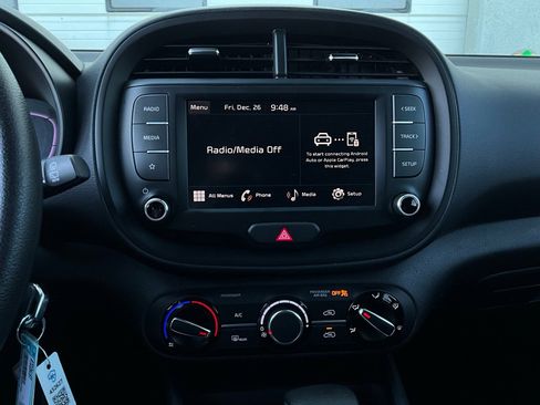 Used 2024 Kia Soul LX image 23