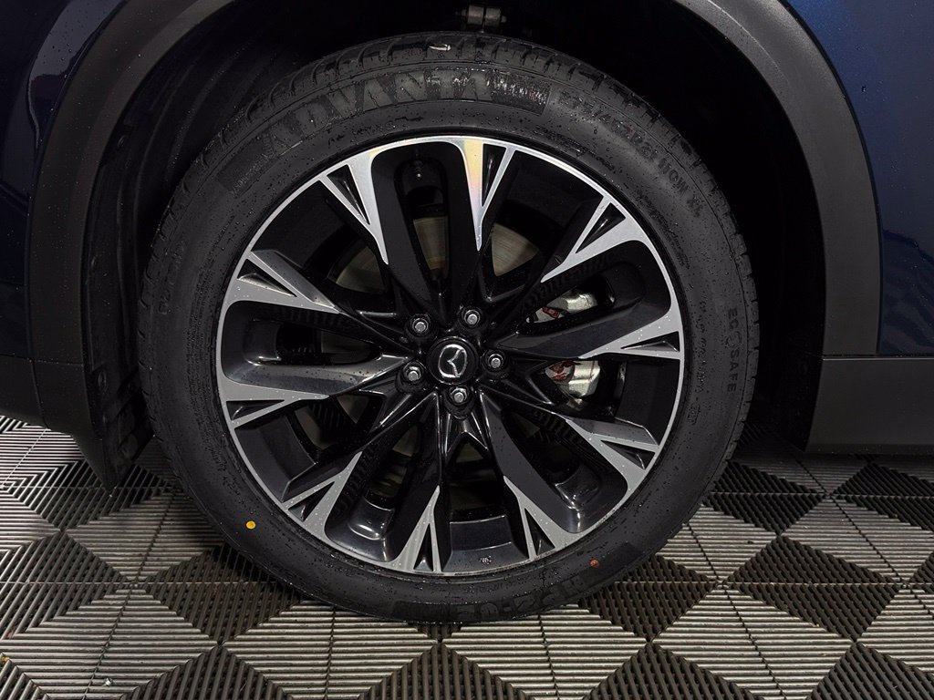 Used 2024 MAZDA CX-90 Plug-In Hybrid w/ Premium Plus AWD/4WD image 11
