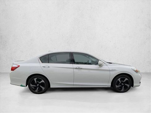 Used 2014 Honda Accord Plug-In Sedan image 4