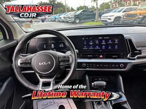 Used 2023 Kia Sportage EX FWD image 29